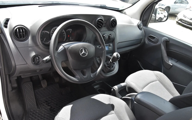 Mercedes-Benz Citan cena 38999 przebieg: 177840, rok produkcji 2015 z Łochów małe 254